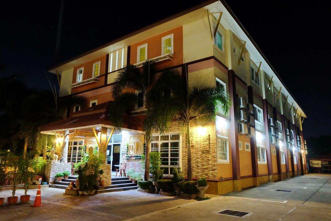 Siam House Interplace Lop Buri Exteriér fotografie