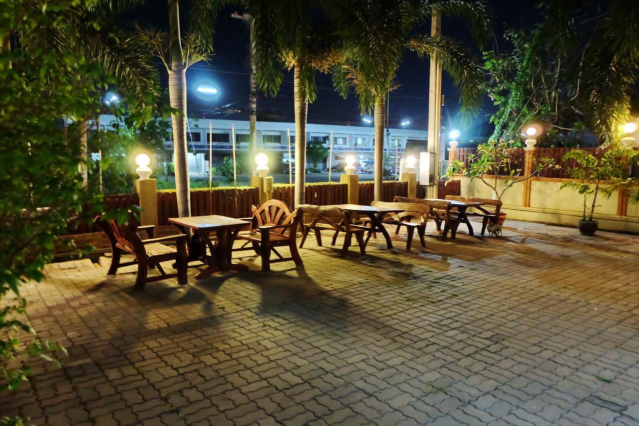 Siam House Interplace Lop Buri Exteriér fotografie